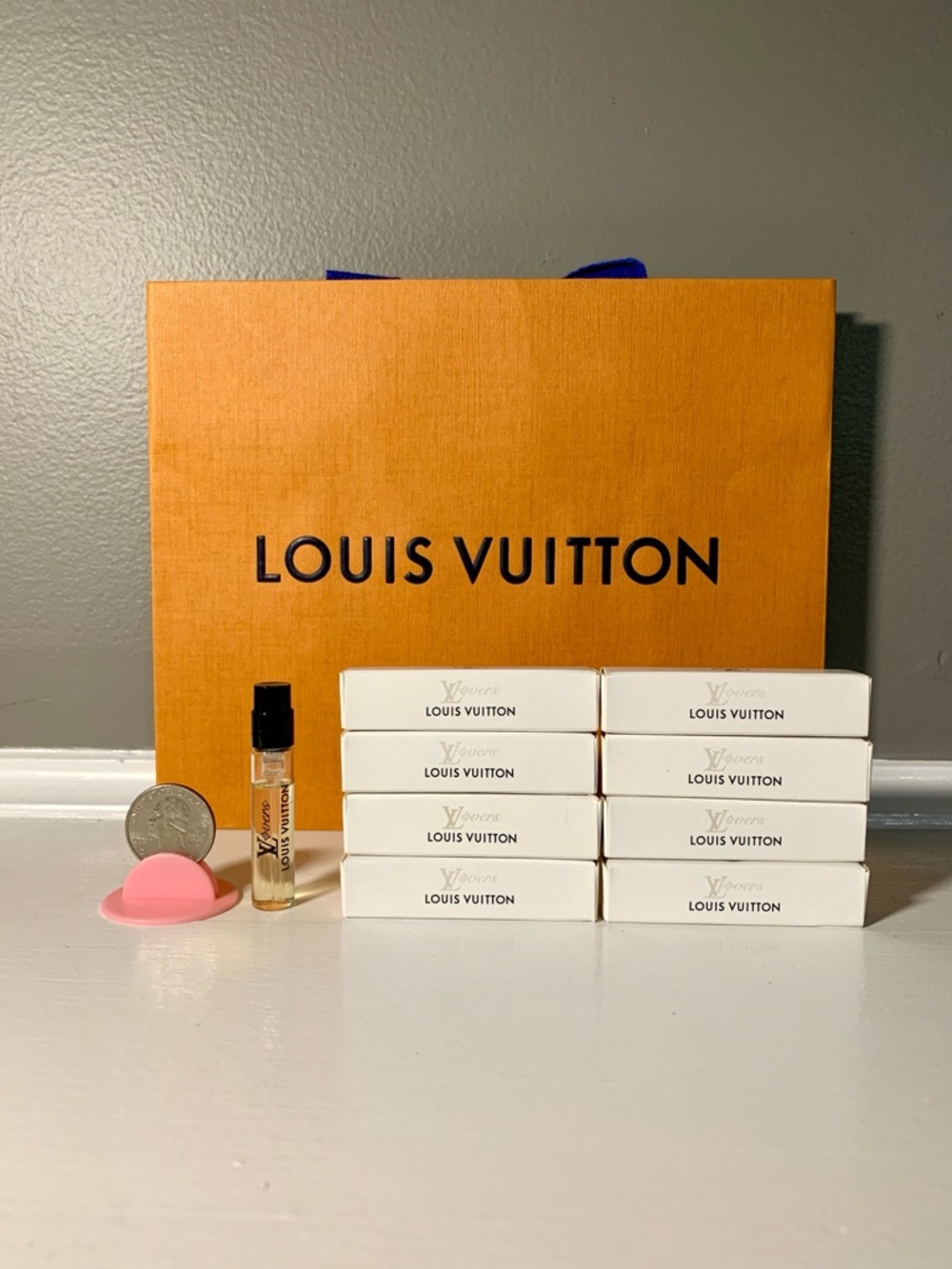 8 Pcs ✅️ Louis Vuitton LOVERS 2ML Total-16ML